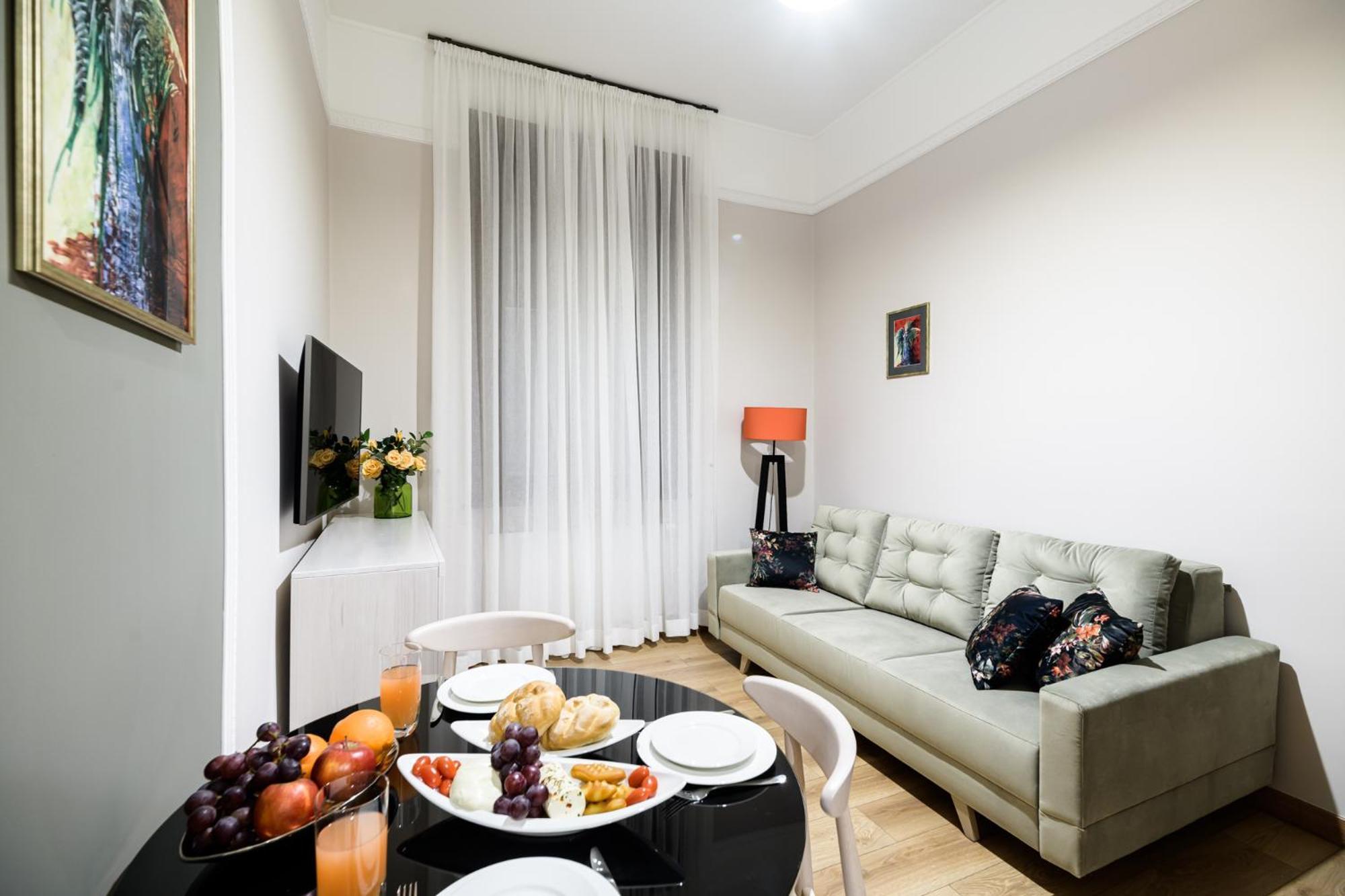 Old Town Ac Apartments Main Raiway Station Krakow Luaran gambar